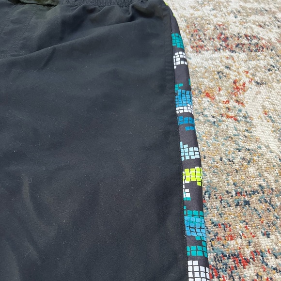 Men’s Nike swimming shorts - Picture 3 of 6